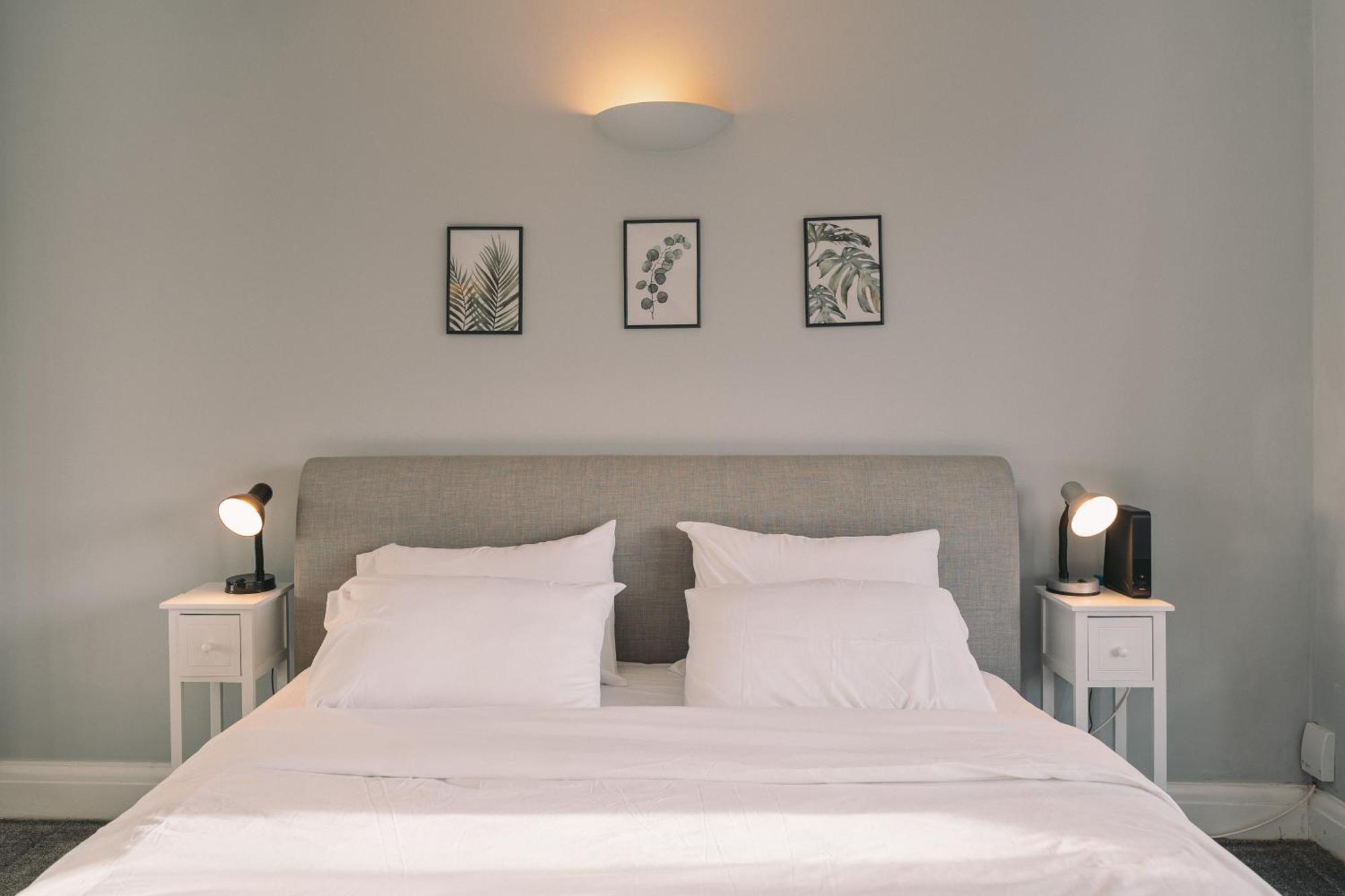 Apartamento Modern Flat By The Underground. Londres Exterior foto